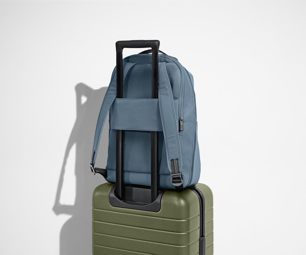 The Everywhere Zip Backpack in Coast Blue